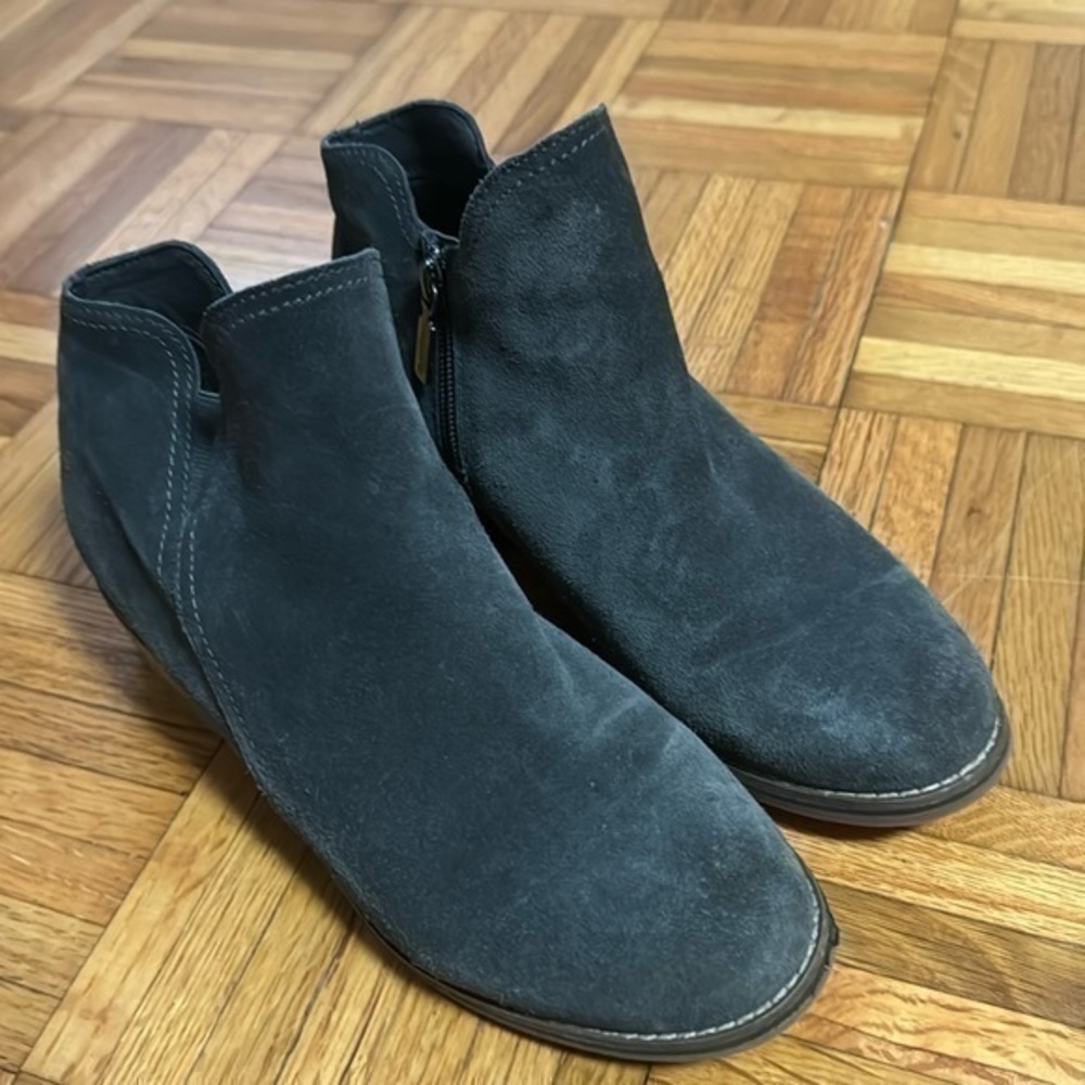 Blondo waterproof Liam‎ women’s 8.5 grey suede booties